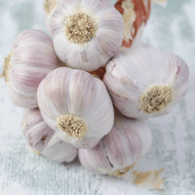 B Health benefits of garlic healthy eating.png